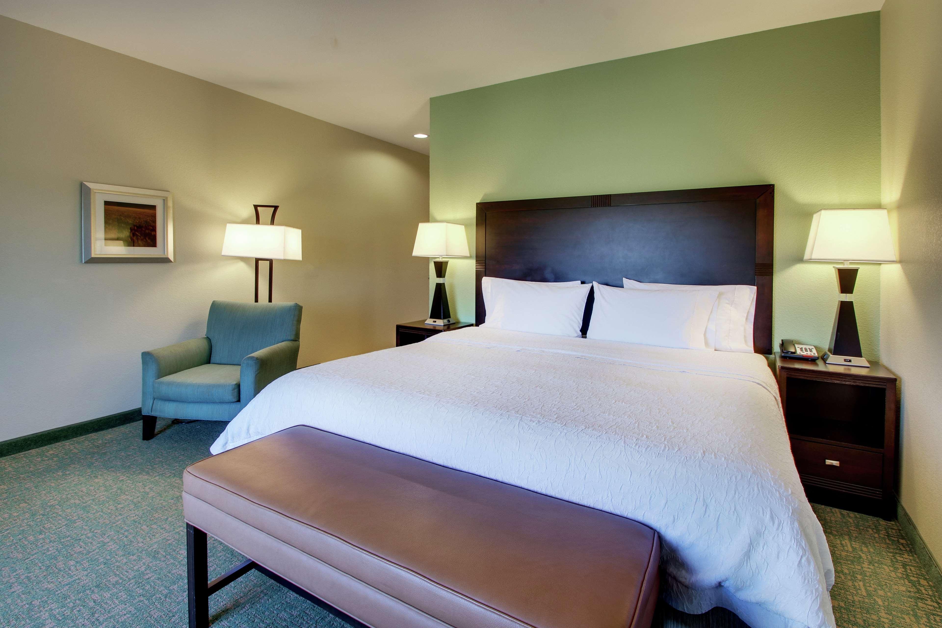 Hampton Inn Vernon Eksteriør bilde