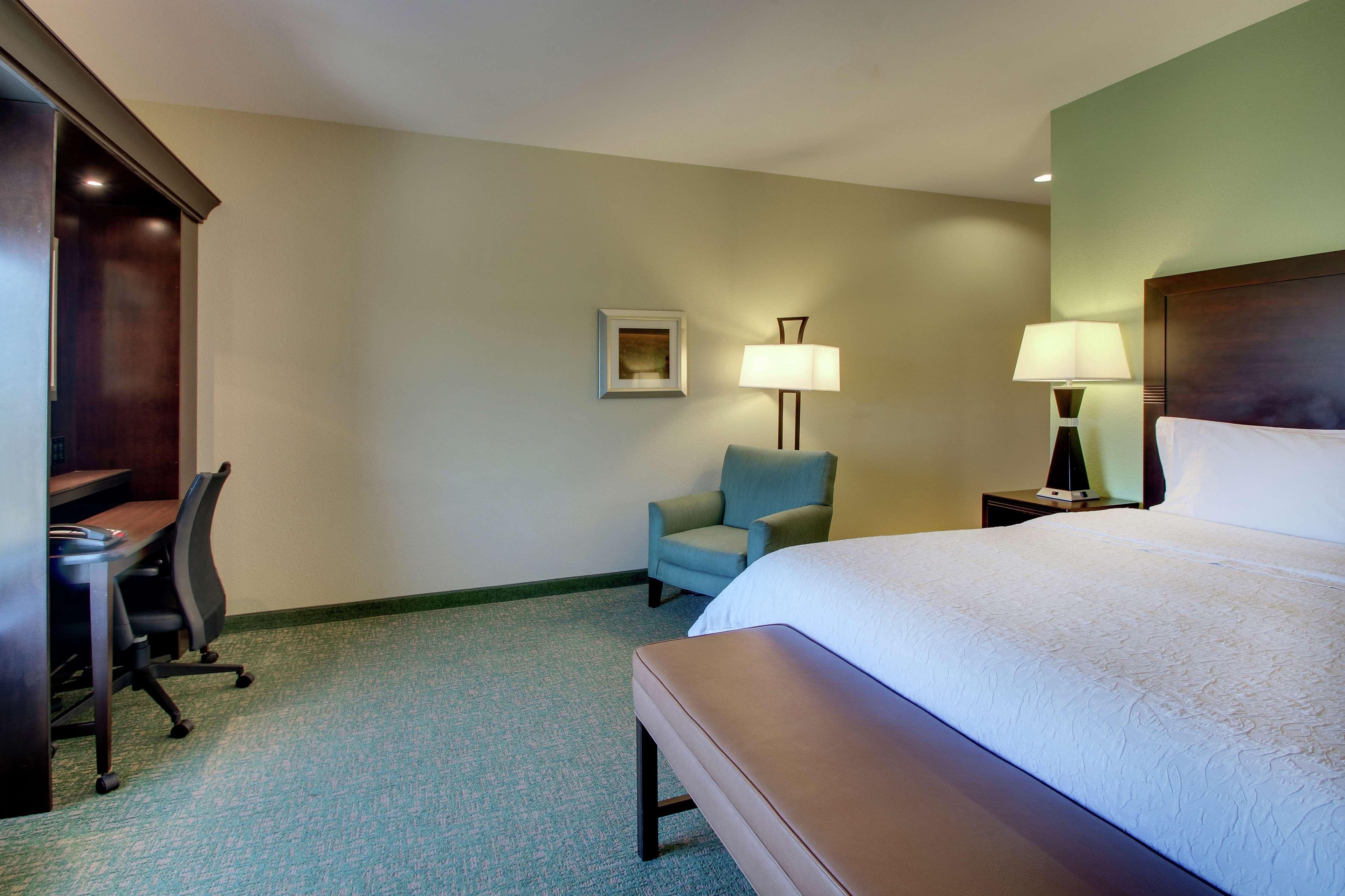 Hampton Inn Vernon Eksteriør bilde