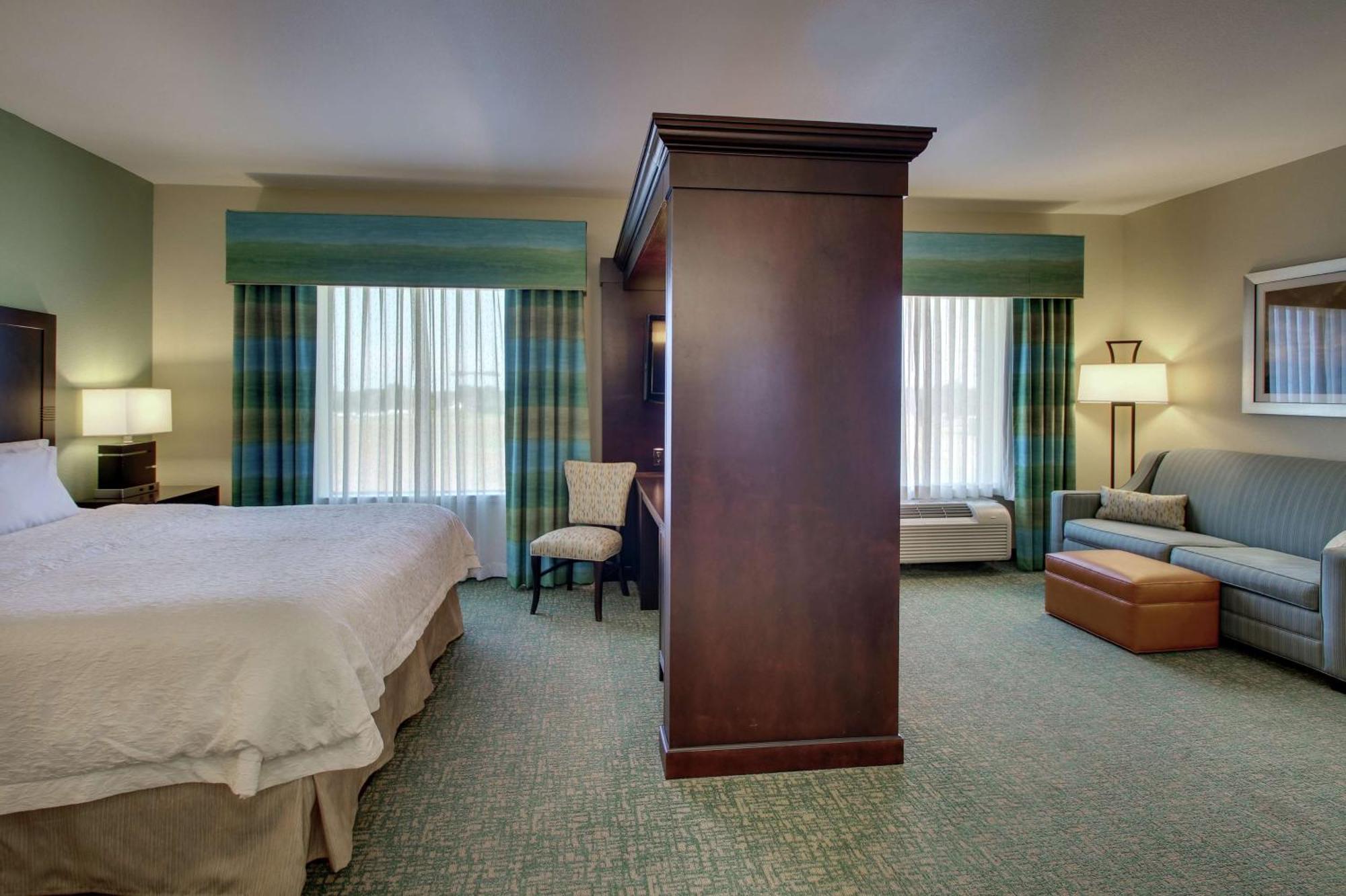 Hampton Inn Vernon Eksteriør bilde